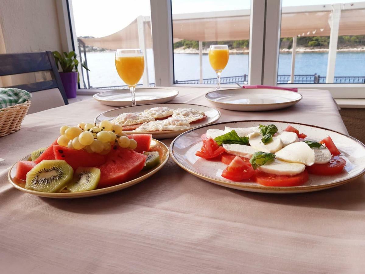 Apartment Luna Tribunj Tribalj المظهر الخارجي الصورة